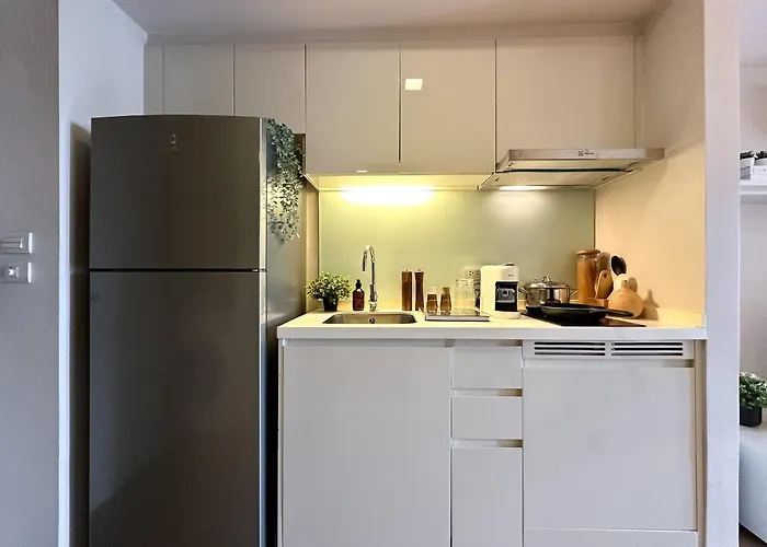 Stylish Downtown 1br - Ultra Fast Wifi - Bts Thonglor アパート